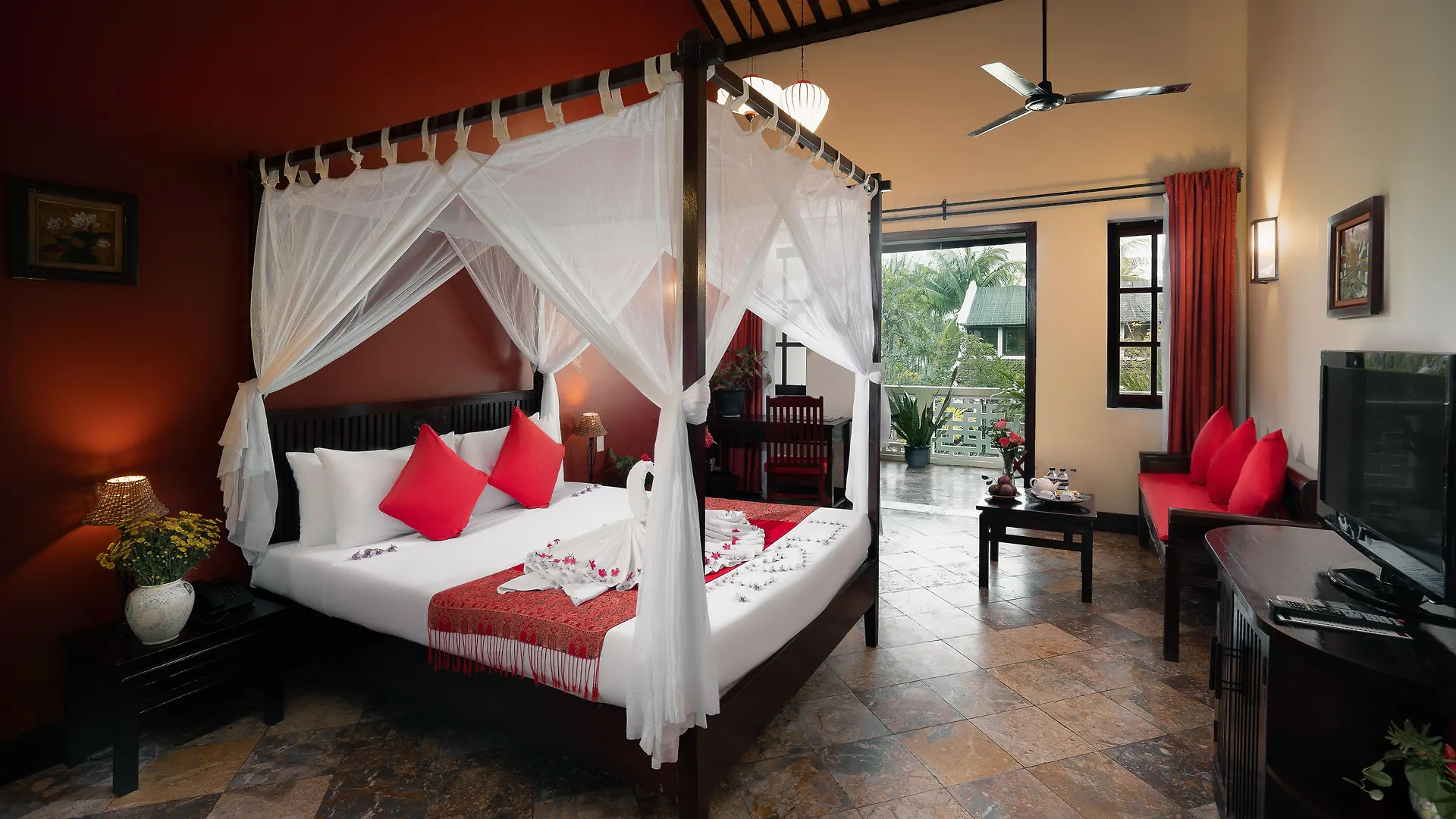 Le Belhamy Beach Resort & Spa, Hoi An An Bàn