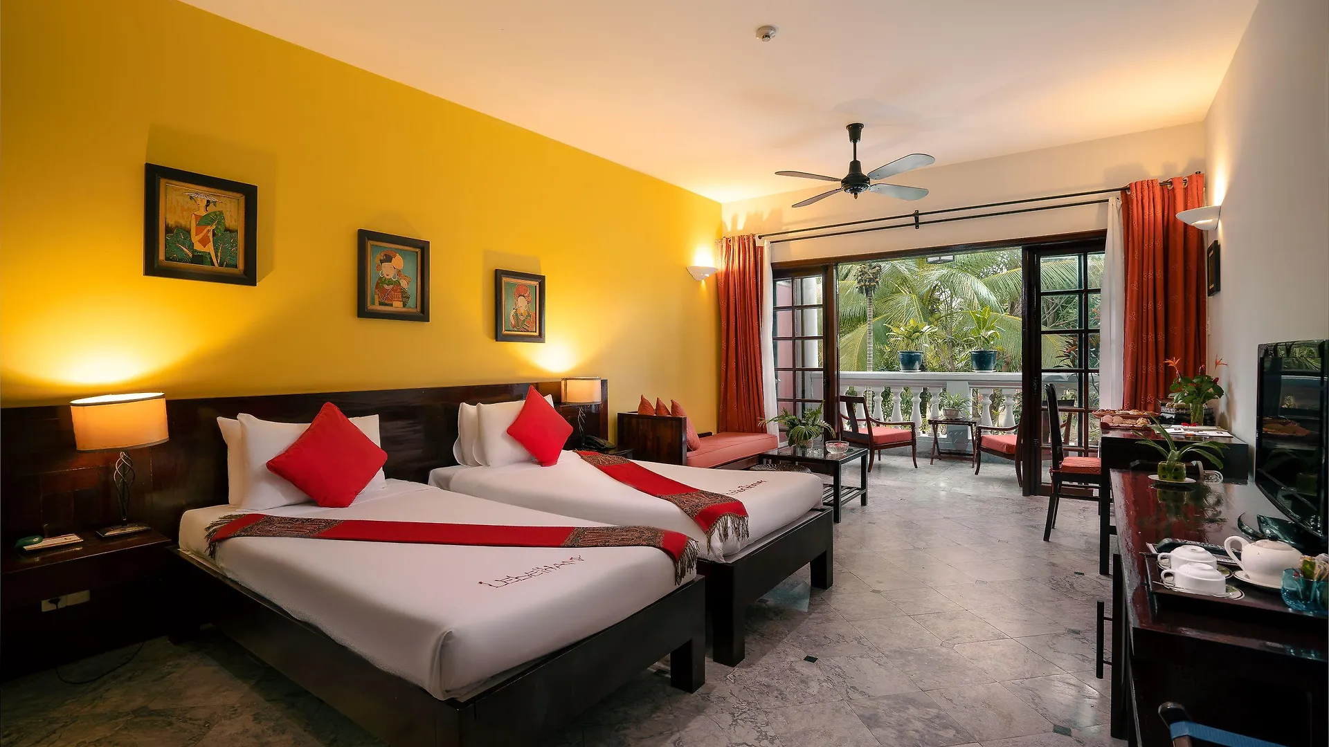 Le Belhamy Beach Resort & Spa, Hoi An An Bàn