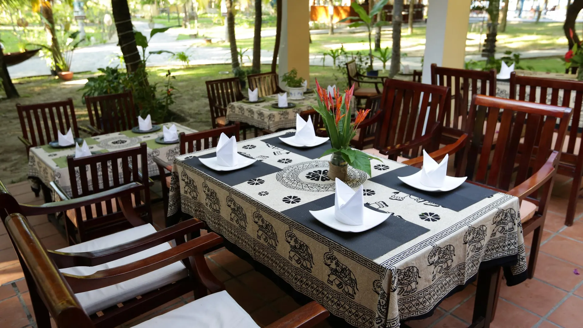Le Belhamy Beach Resort & Spa, Hoi An An Bàn